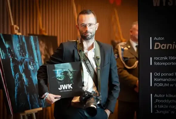 Wystawa „Komandosi JWK” w Muzeum Wojska Polskiego – zdjęcia Daniela Dmitriewa