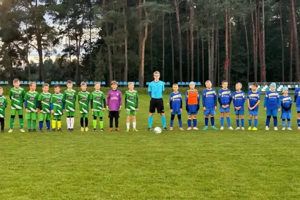 Hit ligi lublinieckiej Orlików E1: MLKS Woźniki kontra Victoria Strzebiń