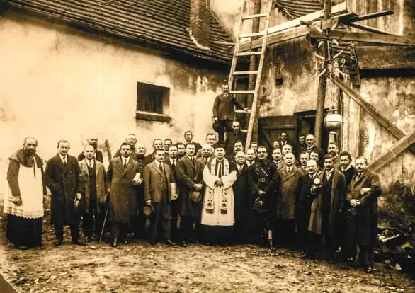 Lubliniec: kapsuła czasu w wieży kościoła św. Mikołaja z nową fotografią