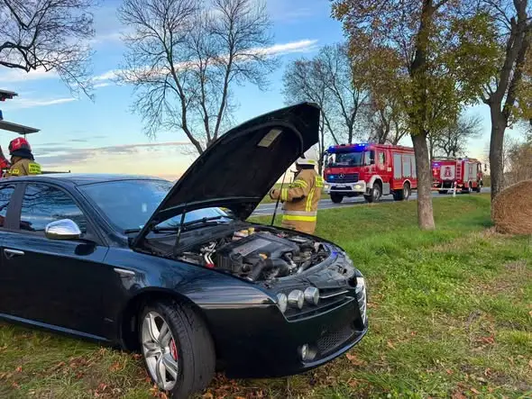 Pożar samochodu osobowego w Koszęcinie przy ul. Lublinieckiej